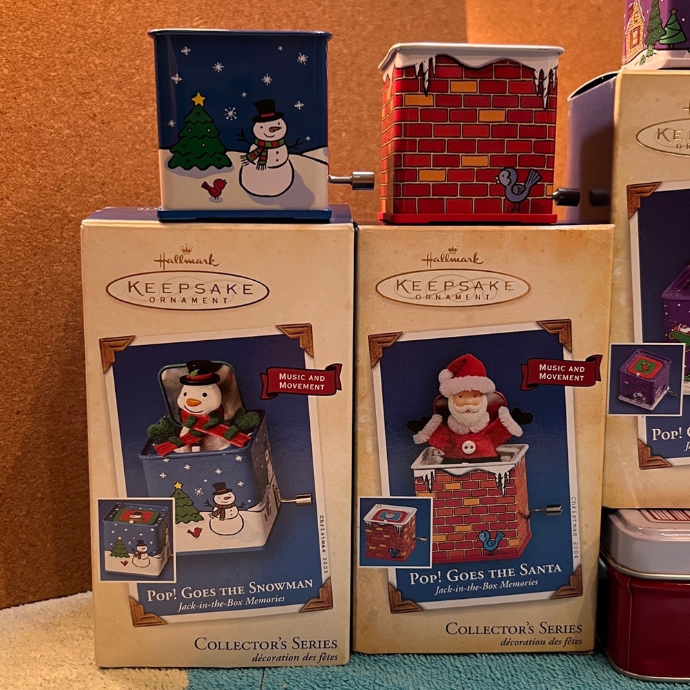 Series: Set of Hallmark “Pop Goes” 2003-2009 - Picture 3 of 14